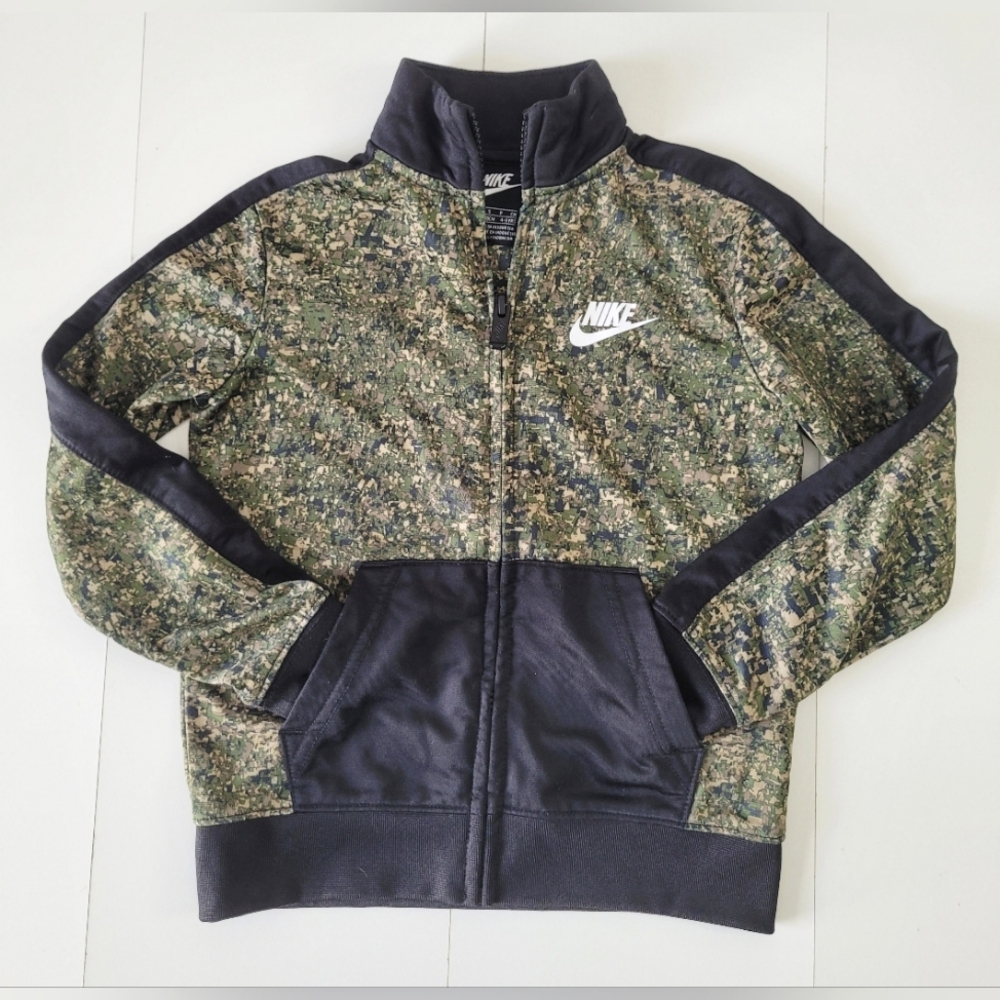 NIKE Digital Confetti Full Zip Track Jacket Size 4-5 yrs